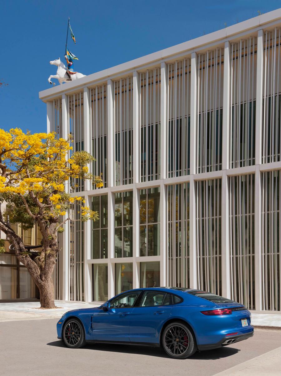  Porsche Panamera Turbo 2016 года  (NA) (фото 20 из 29)